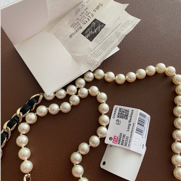 Chanel Necklace for Airpod Storage case - Picture 8 of 11